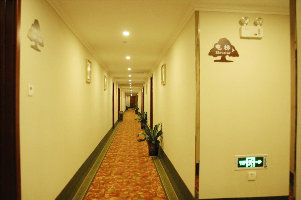 Greentree Inn Huanggang Qichun County Ouyada Square Express Hotel Экстерьер фото